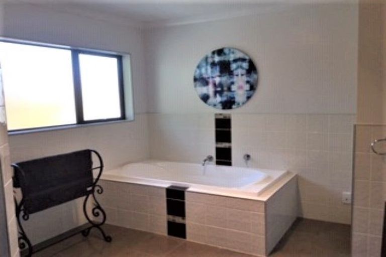 Photo of property in 49 Alva Glen Place, Pyes Pa, Tauranga, 3112