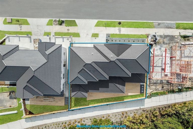 Photo of property in 13 Drumconnell Drive, Flat Bush, Auckland, 2019