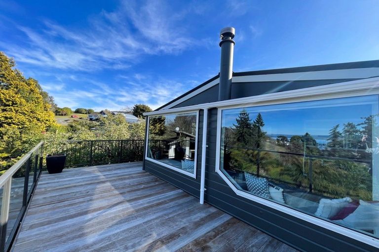 Photo of property in 28 Ewing Grove, Acacia Bay, Taupo, 3330