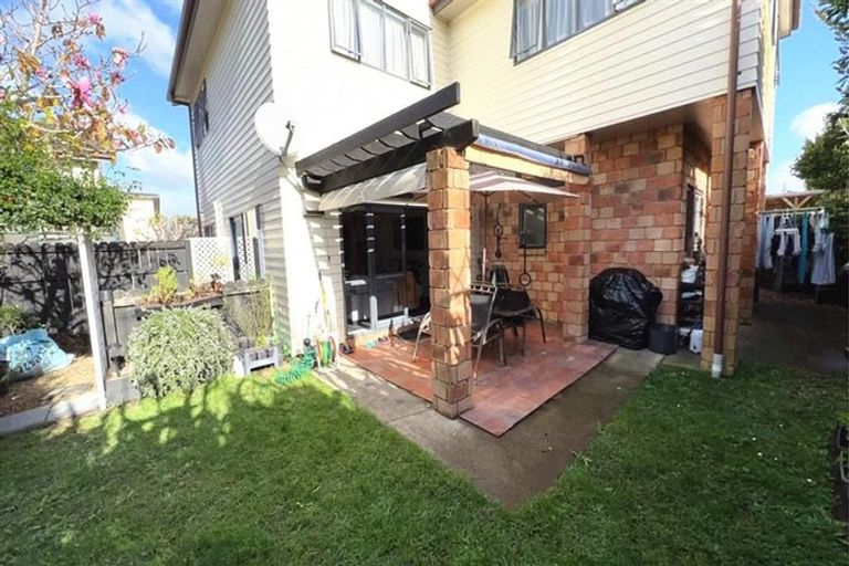 Photo of property in 402 East Tamaki Road, East Tamaki, Auckland, 2013