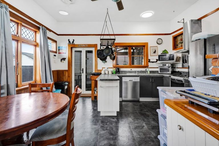 Photo of property in 231 Glover Road, Hawera, 4610