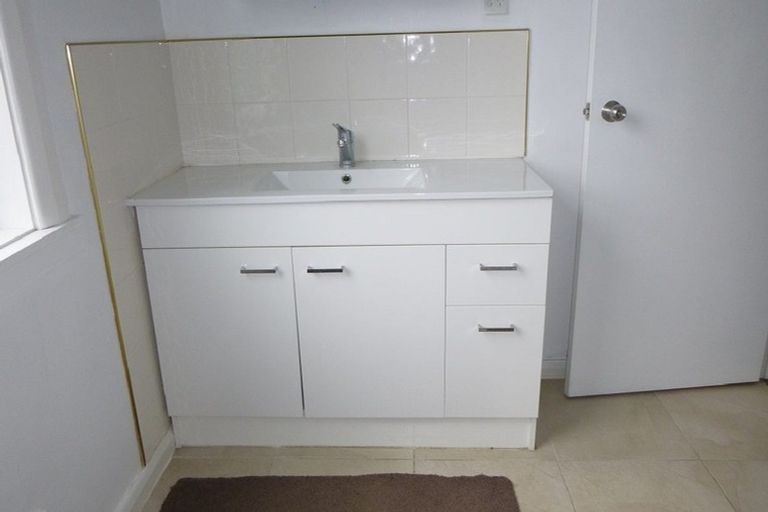 Photo of property in 732 Tremaine Avenue, Palmerston North, 4414