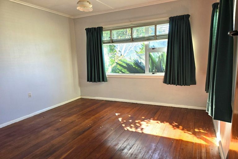 Photo of property in 10 Stirling Crescent, Hokowhitu, Palmerston North, 4410