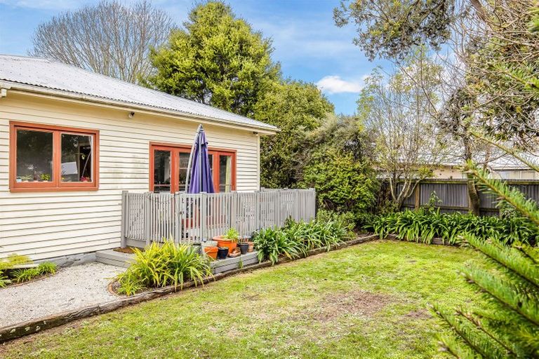 Photo of property in 21 Domain Terrace, Spreydon, Christchurch, 8024