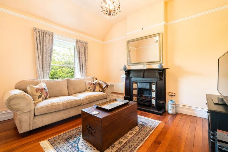 Photo of property in 20 Peel Street, Lawrence, 9532