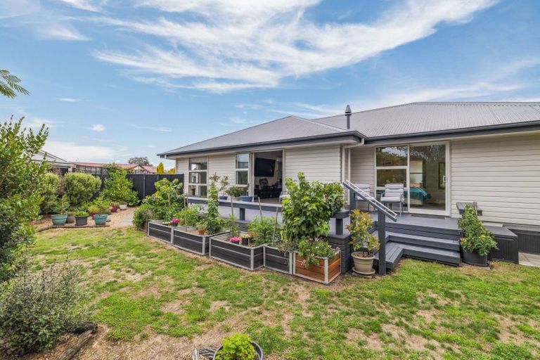 Photo of property in 10 Cowper Place, Avondale, Christchurch, 8061