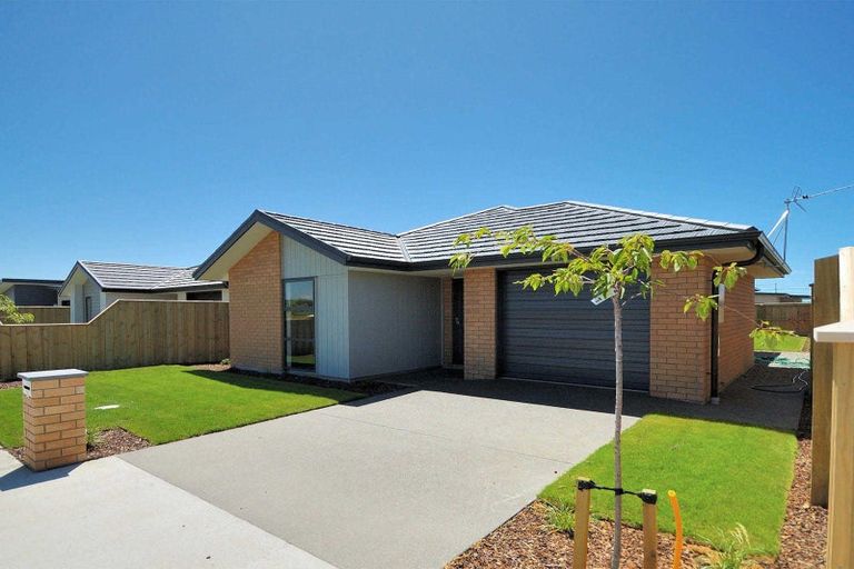 Photo of property in 28 Hodgkinson Road, Pegasus, 7612