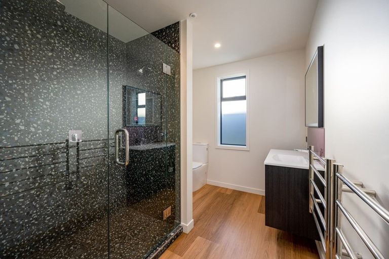 Photo of property in 37 Pounamu Avenue, Albert Town, Wanaka, 9305