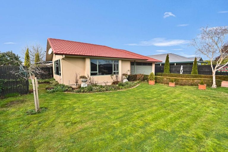 Photo of property in 7 Belgrove Drive, Waipukurau, 4200