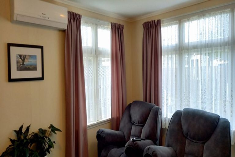 Photo of property in 4 Rosedale Place, Levin, 5510