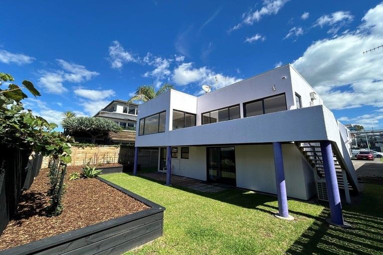 Photo of property in 15 Rita Street, Mount Maunganui, 3116