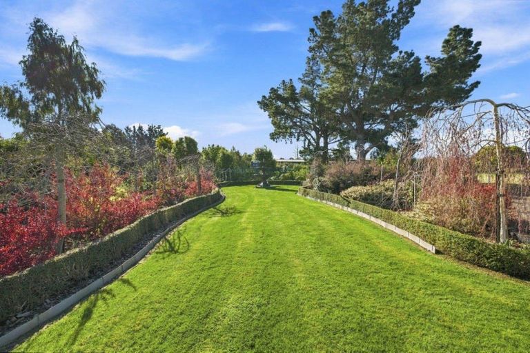 Photo of property in 67 Osborne Road, Amberley, 7410