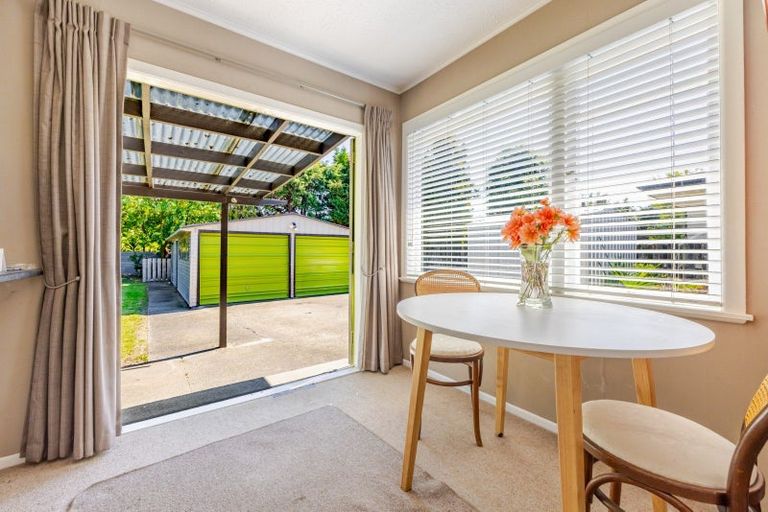 Photo of property in 74 Clarence Cox Crescent, Pirimai, Napier, 4112