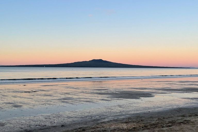 Photo of property in 1/14 Pine Ridge Terrace, Hauraki, Auckland, 0622