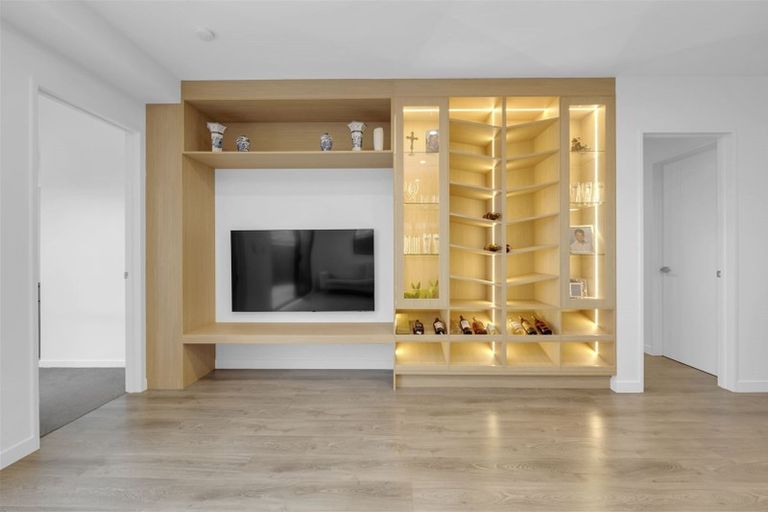 Photo of property in 9 Puruatanga Drive, Flat Bush, Auckland, 2019