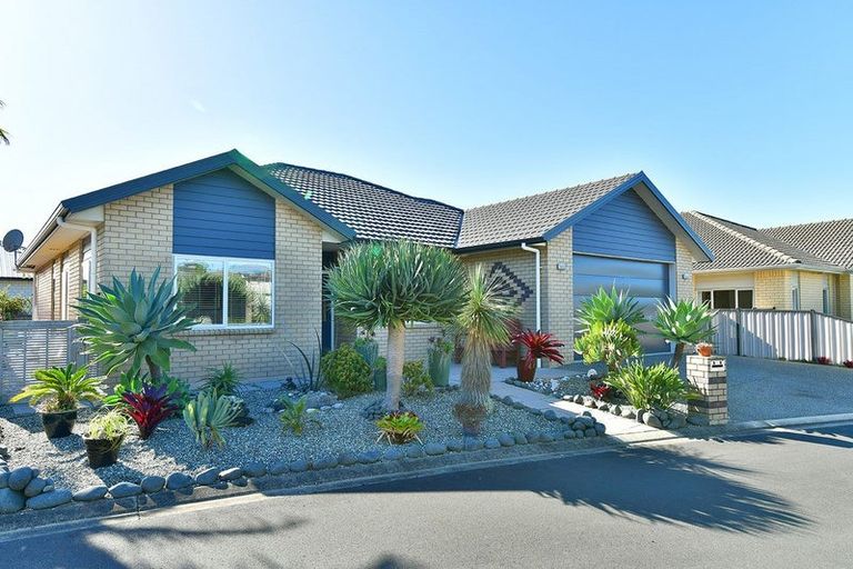 Photo of property in 11 Piper Lane, Snells Beach, 0920