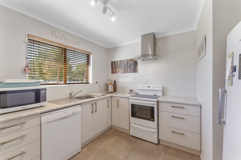 Photo of property in 6 Brandon Street, Otaki, 5512