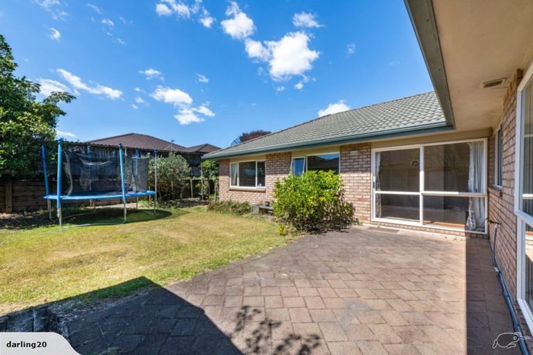 Photo of property in 80 Hillwell Drive, Henderson, Auckland, 0612