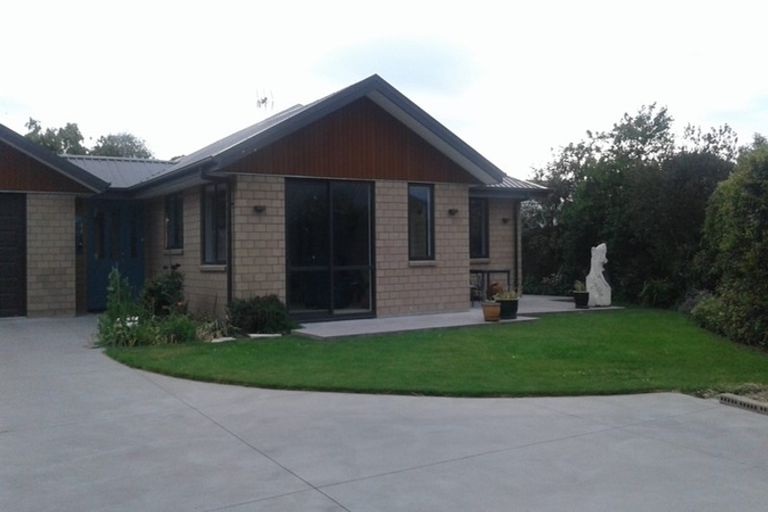 Photo of property in 83 Kotuku Crescent, Woolston, Christchurch, 8023