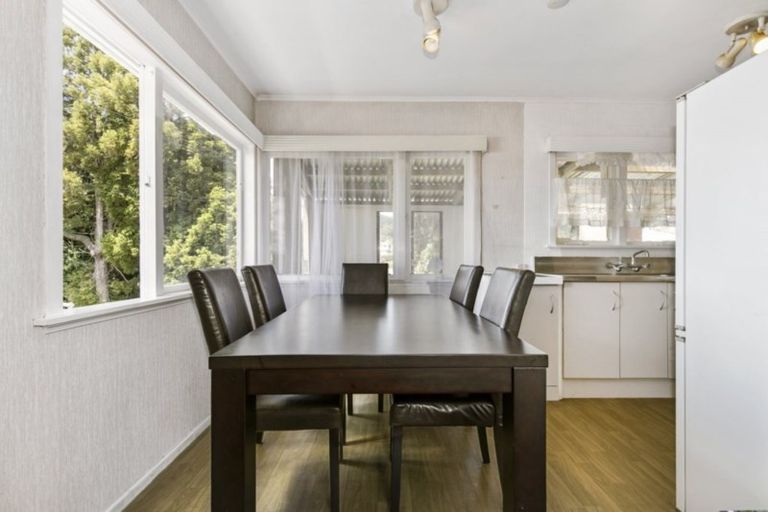 Photo of property in 5a Utting Street, Birkdale, Auckland, 0626