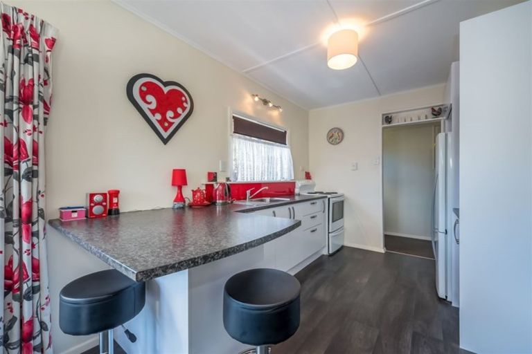 Photo of property in 12 Kopara Grove, Stokes Valley, Lower Hutt, 5019