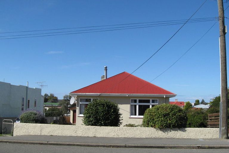Photo of property in 25 Clyde Street, Oamaru North, Oamaru, 9400