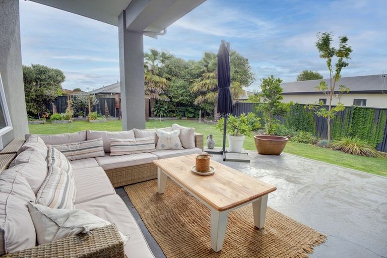 Photo of property in 6 Redwood Close, Havelock North, 4130