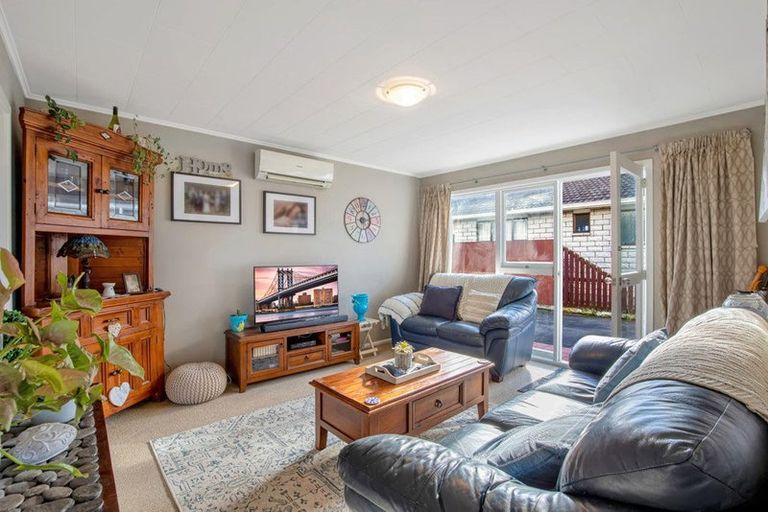 Photo of property in 11a Scotswood Place, Rangiora, 7400