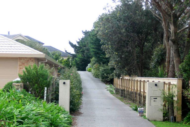 Photo of property in 41 Wood Leigh, Paraparaumu Beach, Paraparaumu, 5032