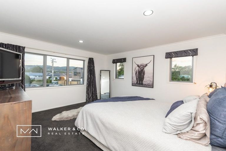 Photo of property in 15 Brentwood Street, Trentham, Upper Hutt, 5018