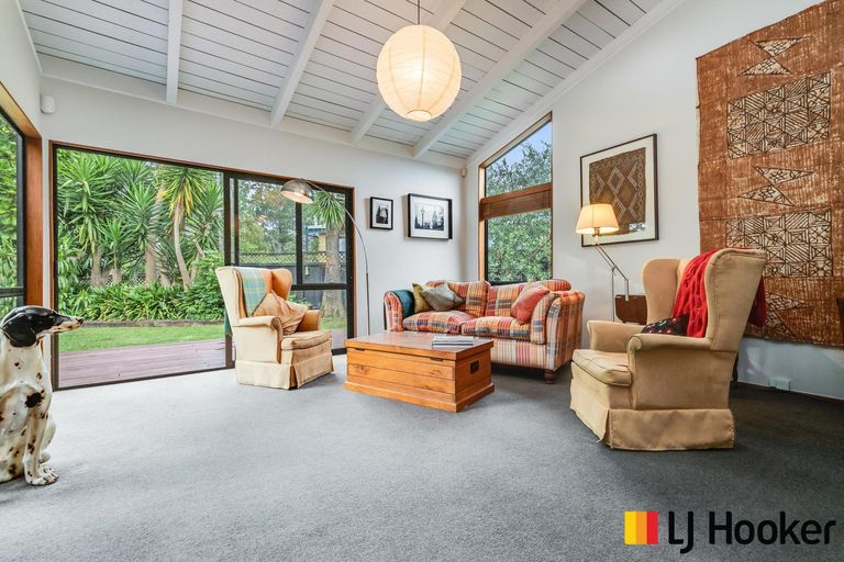 Photo of property in 27 Carnoustie Drive, Wattle Downs, Auckland, 2103