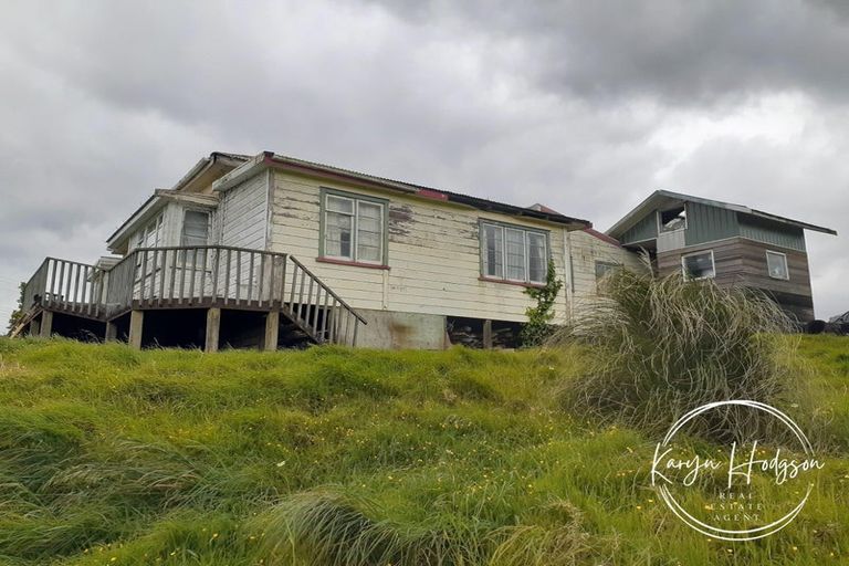 Photo of property in 184 Paparoa Station Road, Paparoa, 0571