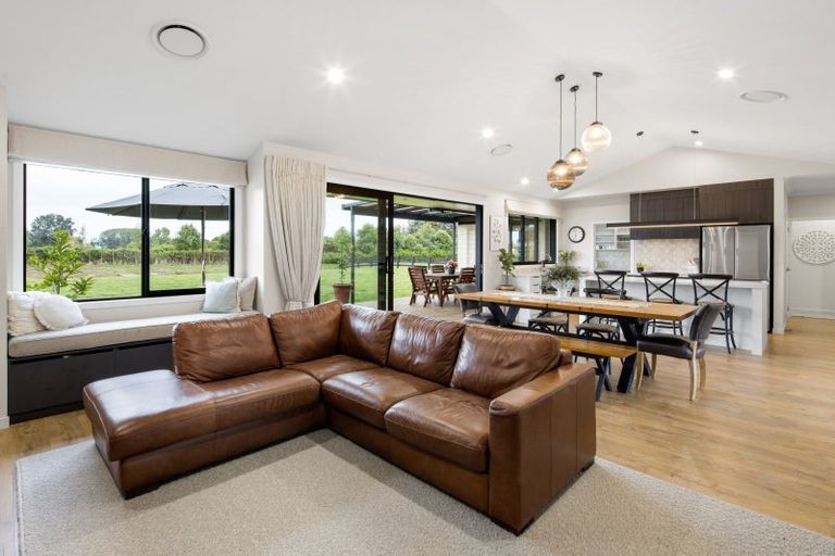 Photo of property in 21 Delta Way, Te Kowhai, Hamilton, 3288