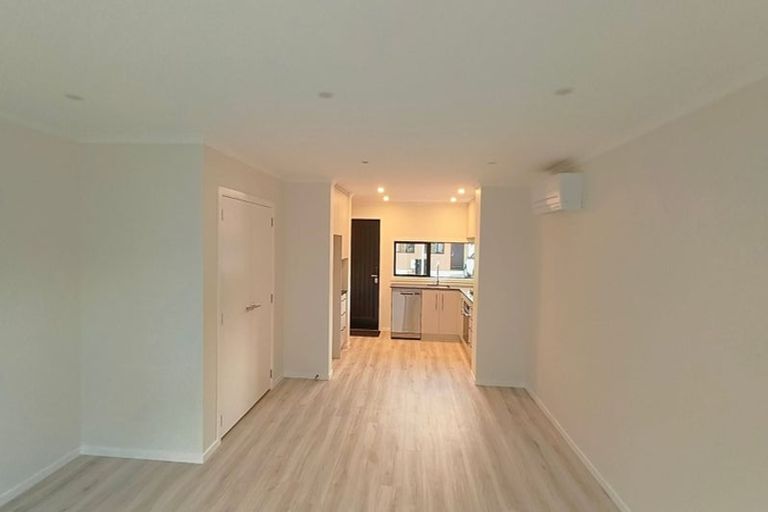 Photo of property in 4 Reakes Crescent, Wallaceville, Upper Hutt, 5018