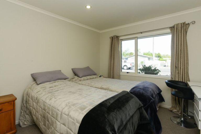 Photo of property in 100a Guppy Road, Taradale, Napier, 4112