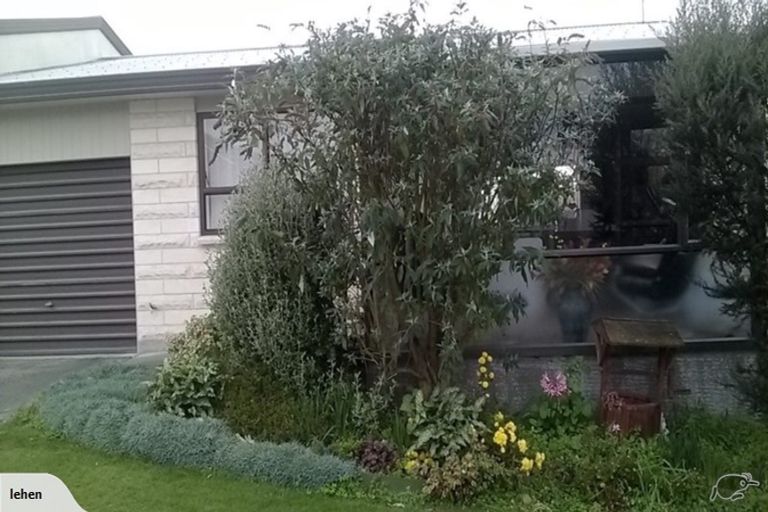 Photo of property in 2/53 James Street, Kensington, Timaru, 7910