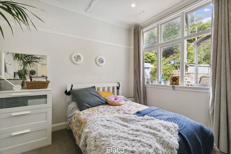 Photo of property in Coburn House, 246 Oriental Parade, Oriental Bay, Wellington, 6011