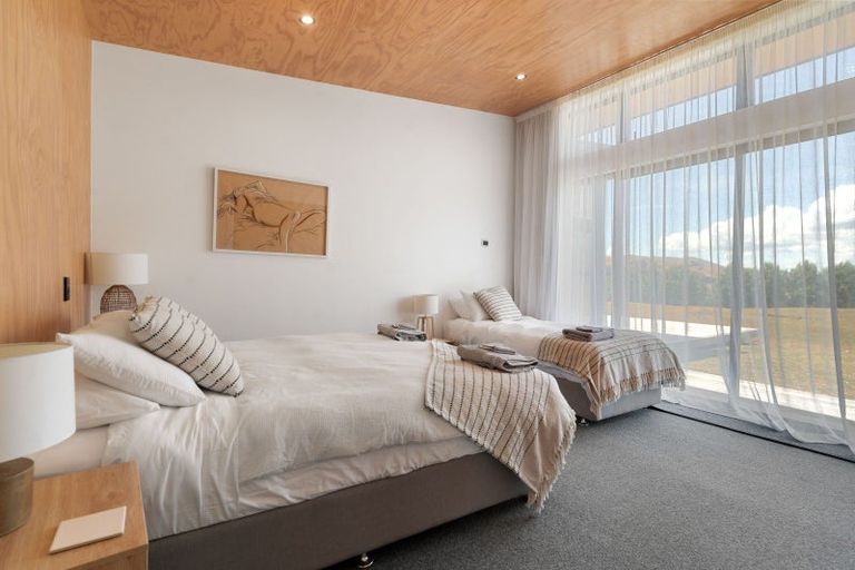 Photo of property in 360a Longbush Road, Hinakura, Masterton, 5884