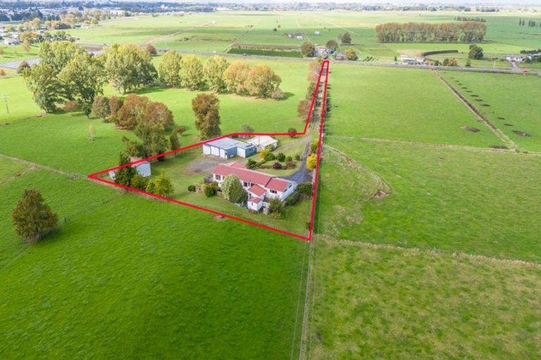 Photo of property in 294 Tuhikaramea Road, Temple View, Hamilton, 3290