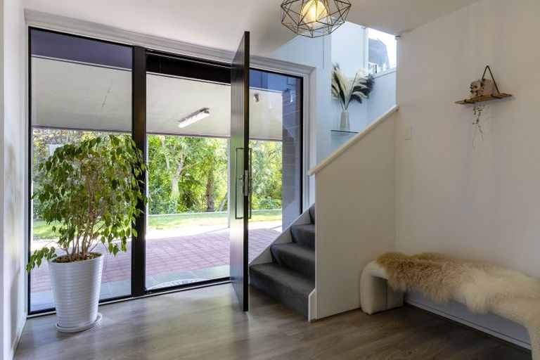 Photo of property in 1 Norfolk Road, Waipahihi, Taupo, 3330