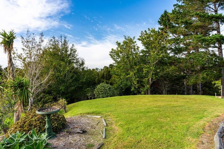 Photo of property in 800 Bickerstaffe Road, Maungaturoto, 0587