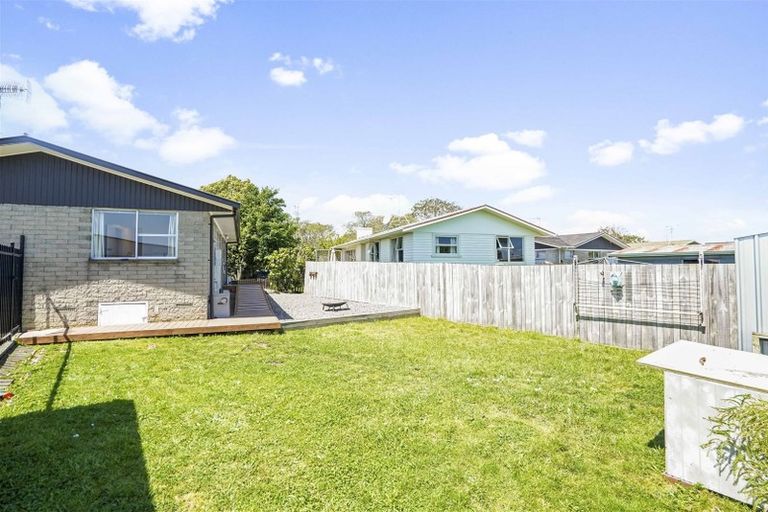 Photo of property in 49 Rhonda Avenue, Deanwell, Hamilton, 3206