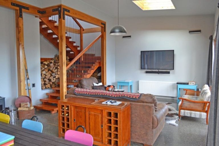 Photo of property in 246 Centrewood Park Road, Waimate, 7977