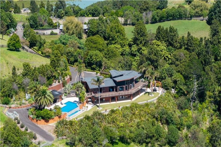 Photo of property in 180 Paparoa Road, Wainui, Whakatane, 3198