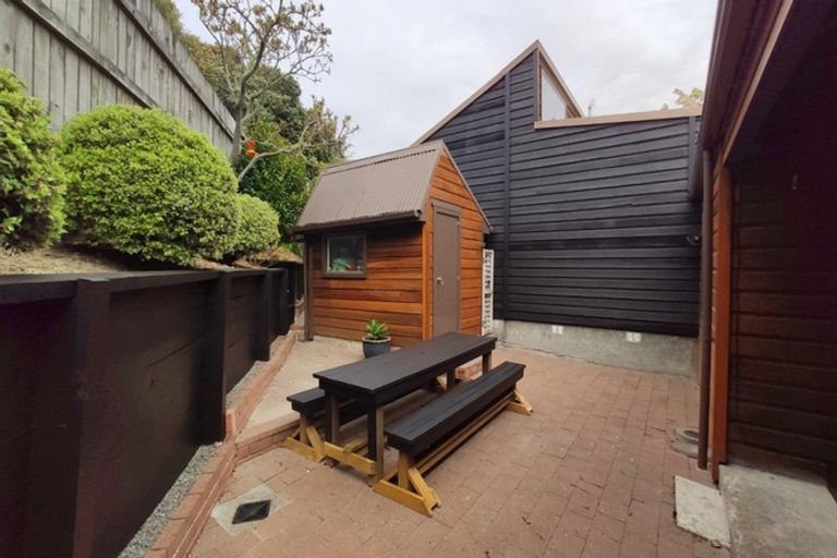 Photo of property in The Triangle, 9/33 Halswater Drive, Churton Park, Wellington, 6037