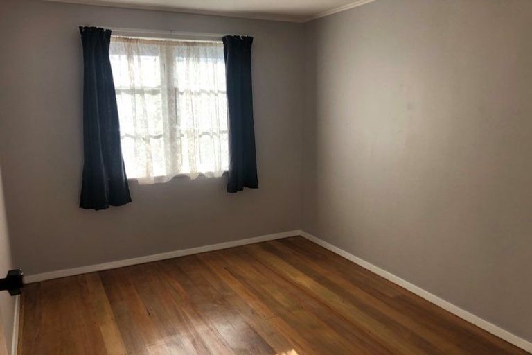 Photo of property in 380 George Street, Stokes Valley, Lower Hutt, 5019