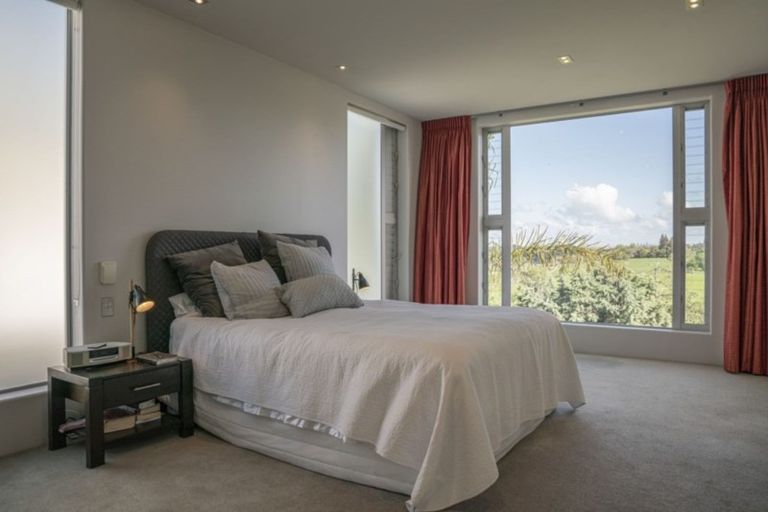 Photo of property in 18 Sheriff Place, Riverlea, Hamilton, 3216