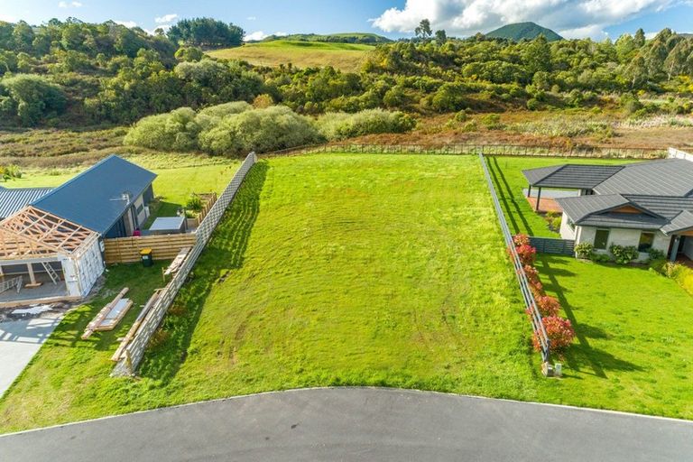 Photo of property in 46 Montgomery Crescent, Kinloch, Taupo, 3377