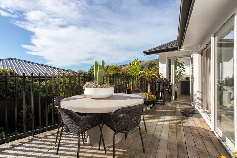 Photo of property in 10 Finnsarby Place, Sumner, Christchurch, 8081