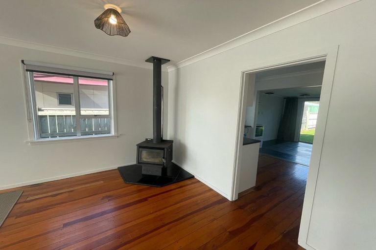 Photo of property in 19a Grey Street, Waitara, 4320